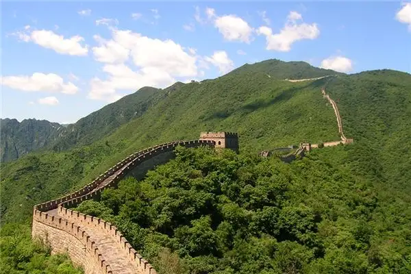 Dreaming of the Great Wall Meaning and Interpretation - NuvoraDream-DreamDecode